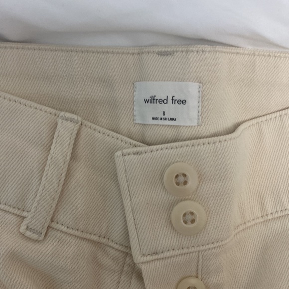 Aritzia modern cargo pants - birch - size 8 - Picture 3 of 3
